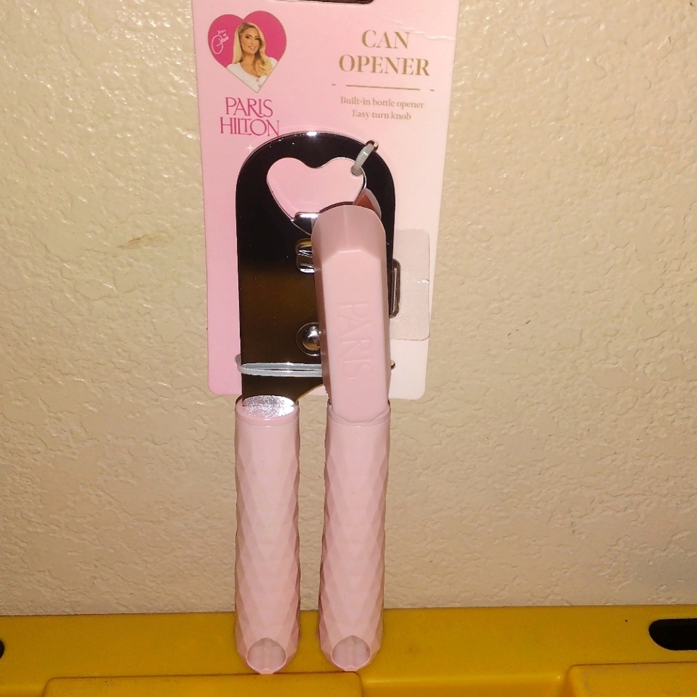 PARIS HILTON CAN OPENER WITH BOTTLE OPENER PINK PARIS HILTON BOTTLE OPENER X2 - Picture 3 of 7
